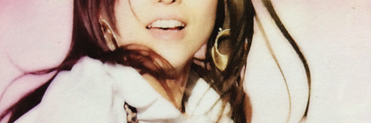 MojiKiss's profile banner image