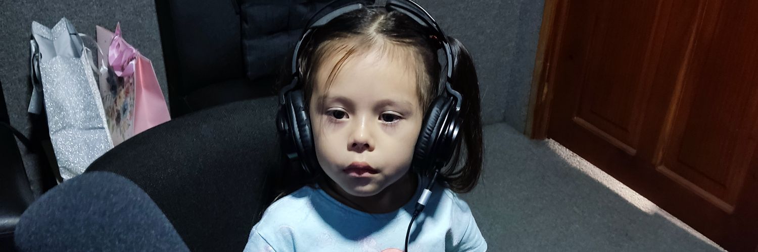 ChusMeme's profile banner image
