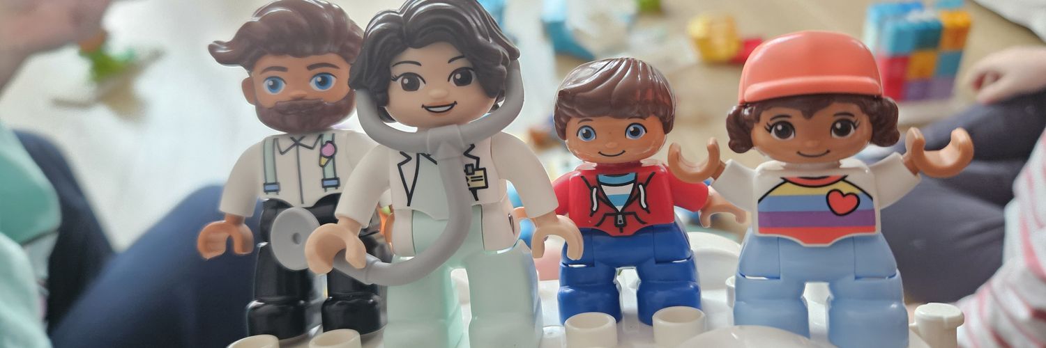 Natalie Edwards banner