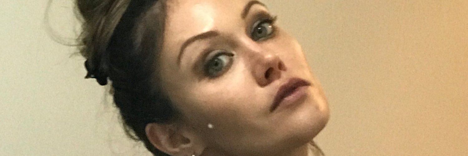 vanessabveille1's profile banner image