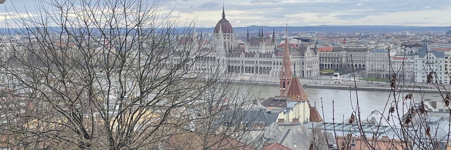 moehj's profile banner image