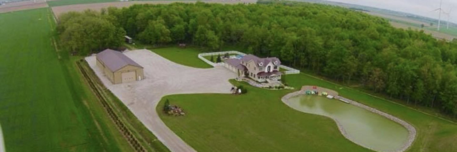 farmchic69's profile banner image