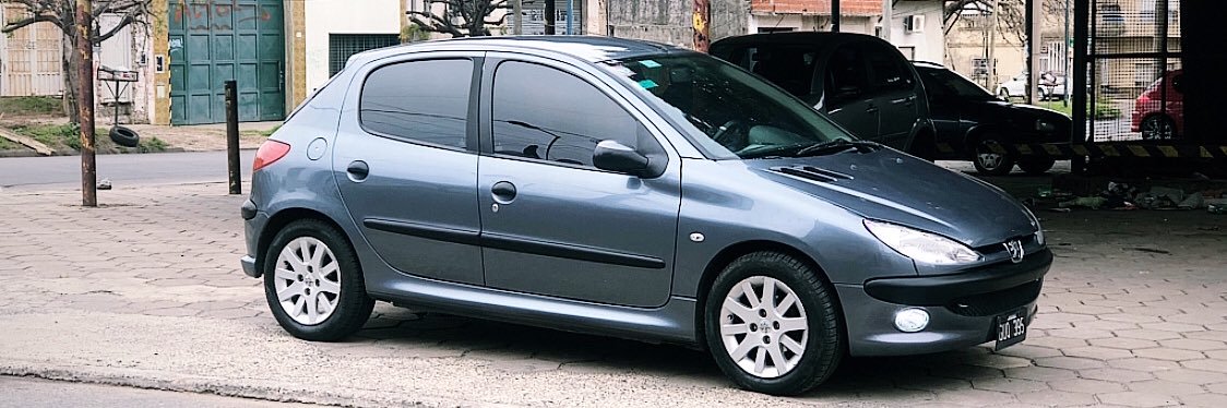 FeFee_Moura's profile banner image