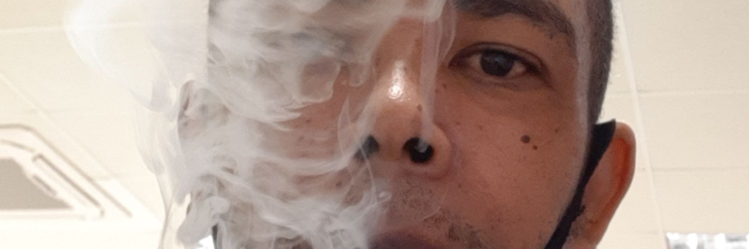 oomroge's profile banner image