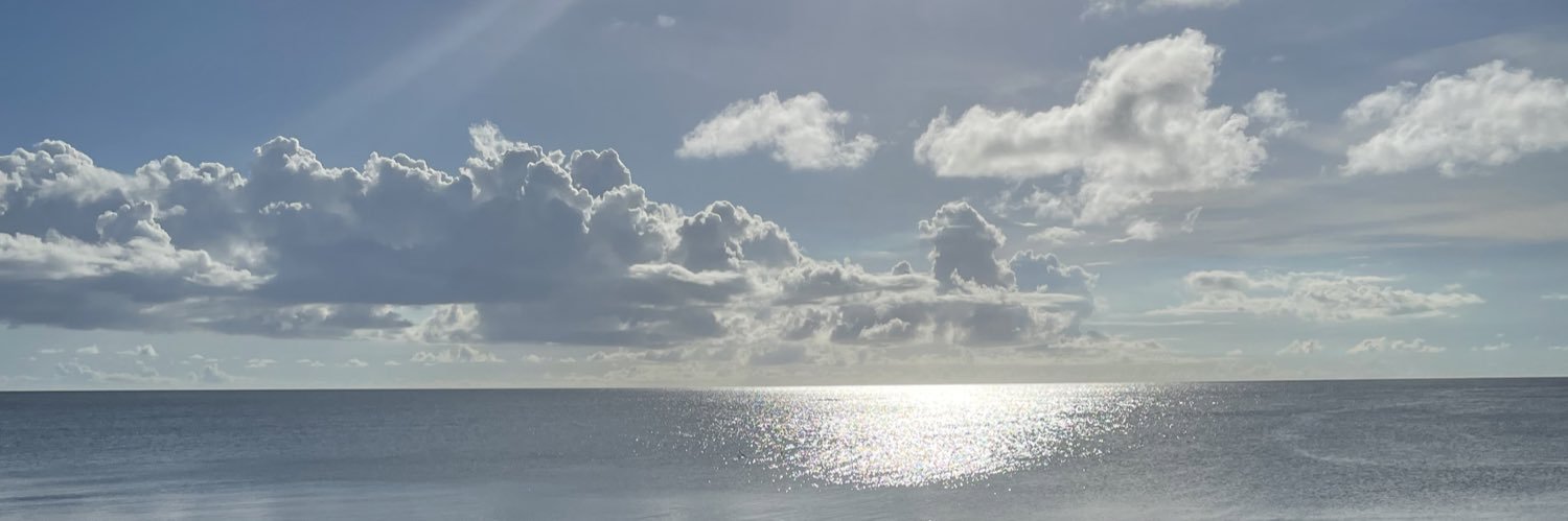 yoshicom5852's profile banner image