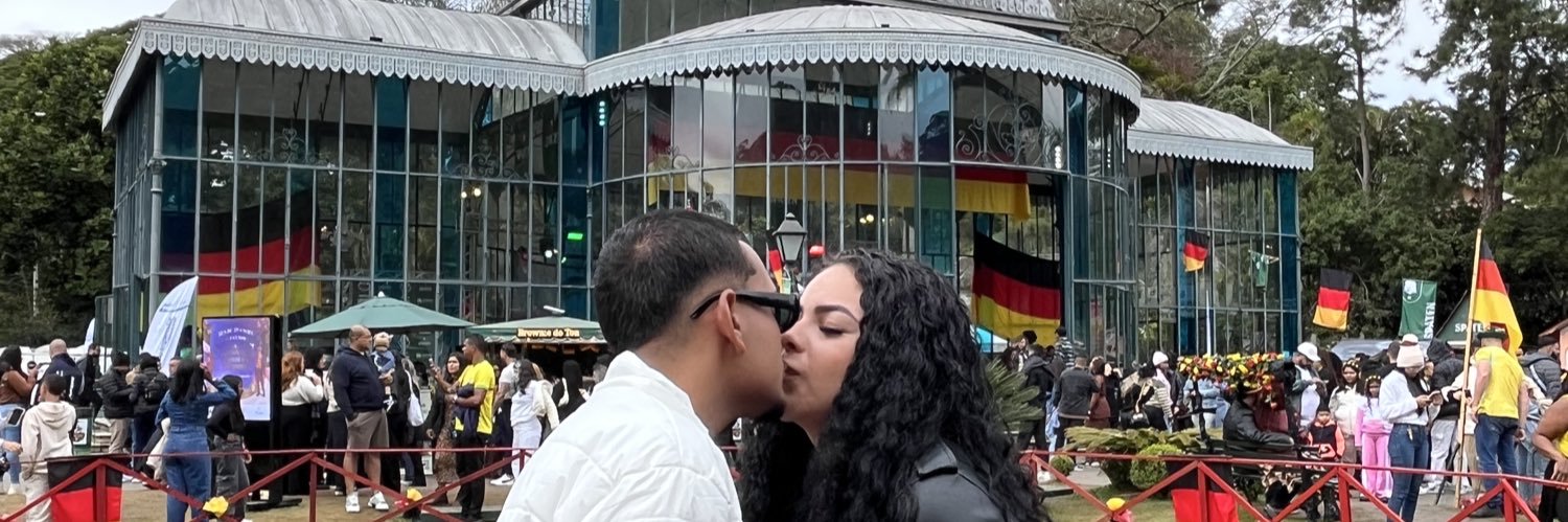 brunacastrox's profile banner image