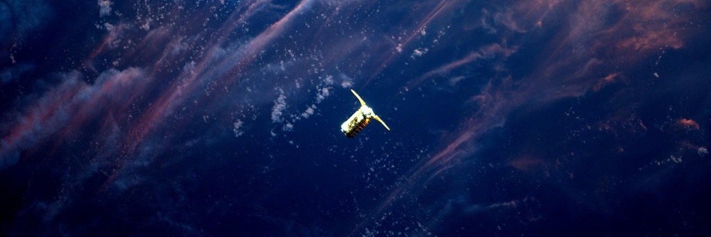 With Every Click You Train an Algorithm banner