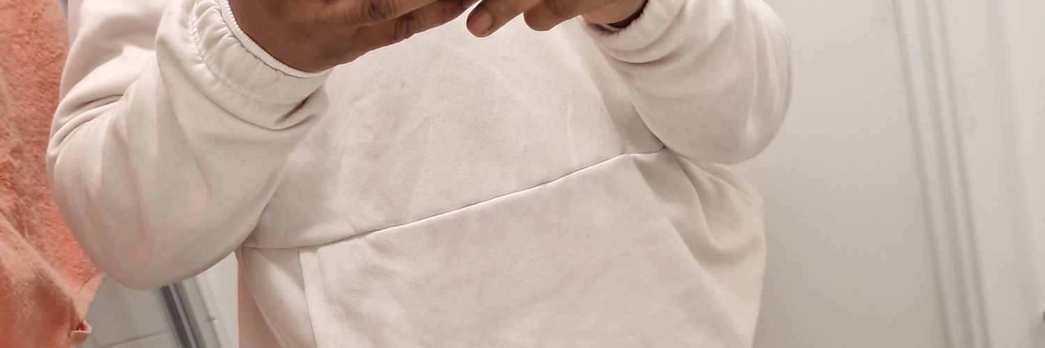 AikhomunD's profile banner image