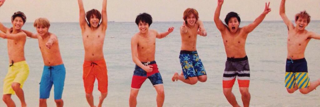 liiiiver's profile banner image