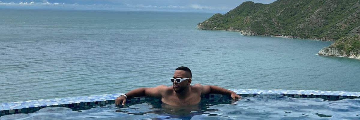AlexCepeda_R's profile banner image