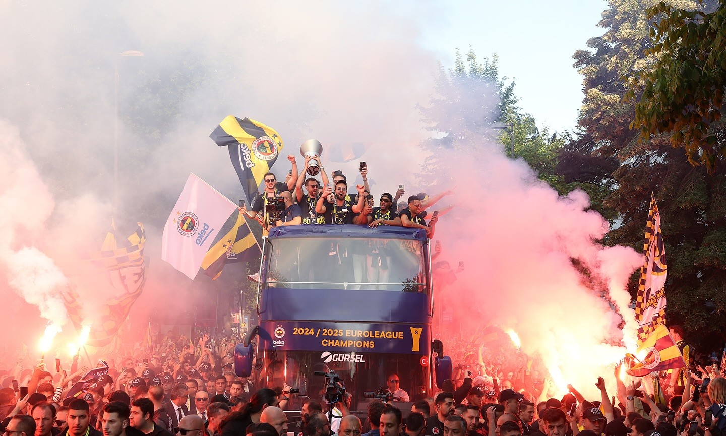 fenerunity's profile banner image
