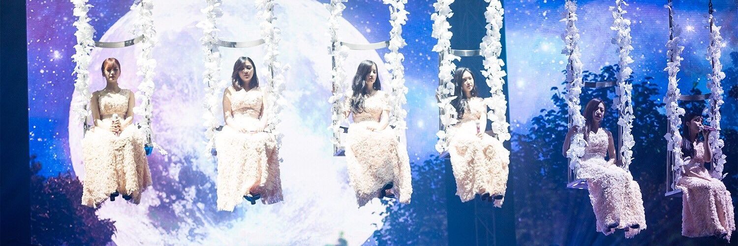 chooeunn's profile banner image