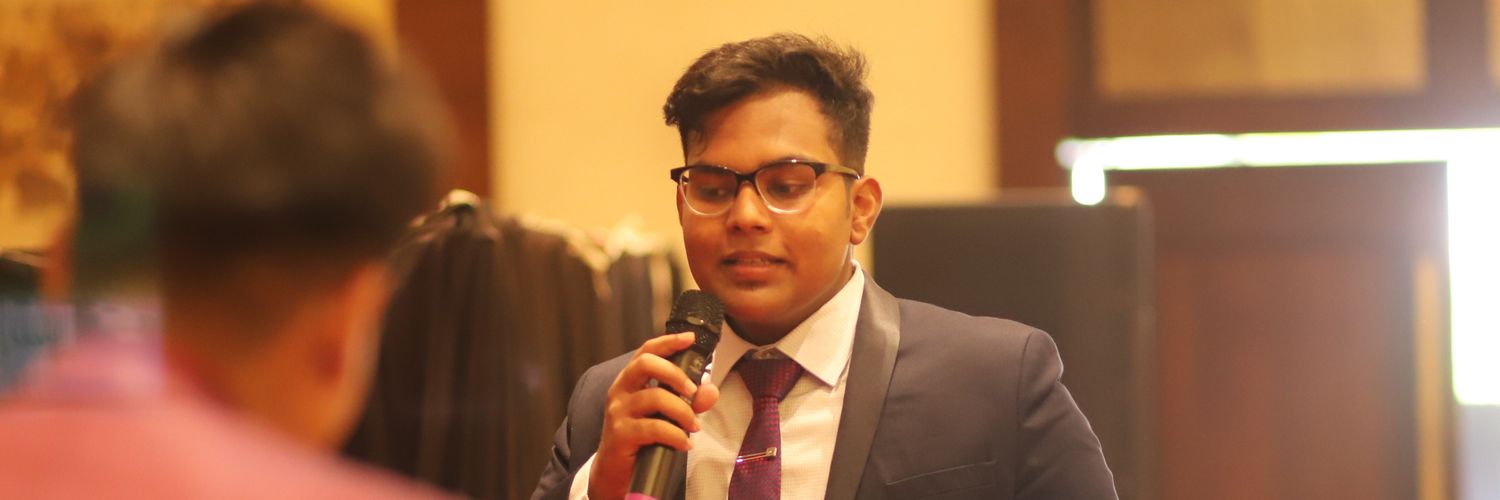 ayush19102001's profile banner image