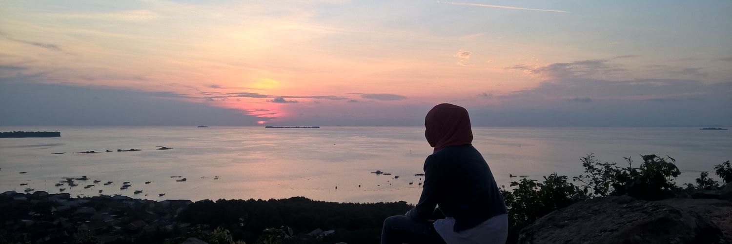 lady_biiiw's profile banner image