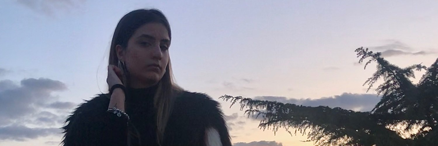 veronica567012's profile banner image
