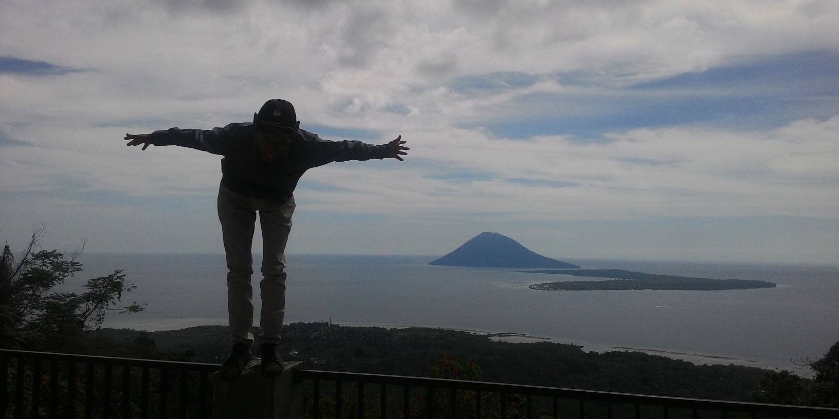 APentoel's profile banner image