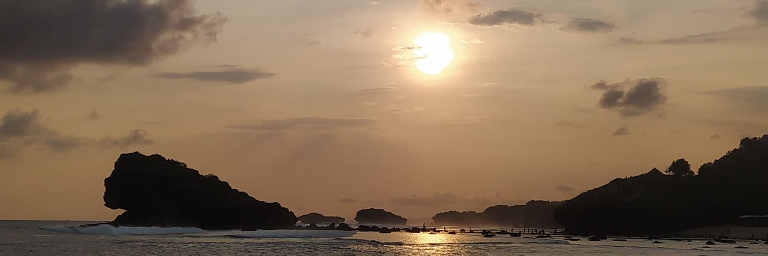 pptte_e's profile banner image