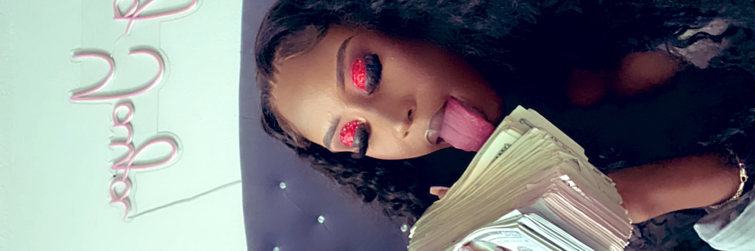 dearKinyanaaaa's profile banner image