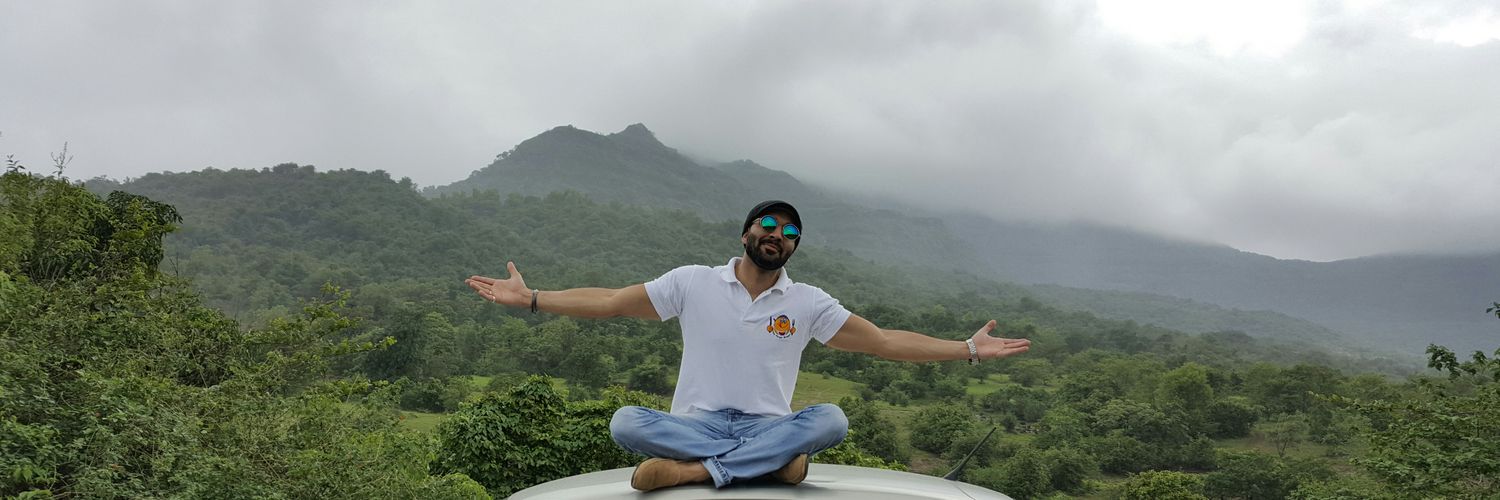 The Hunger Blogger banner