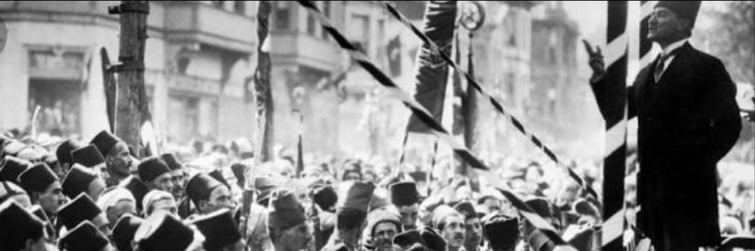 ozgurakyell's profile banner image