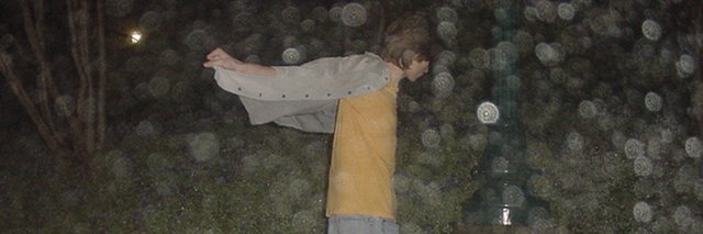 E K // Robustom banner