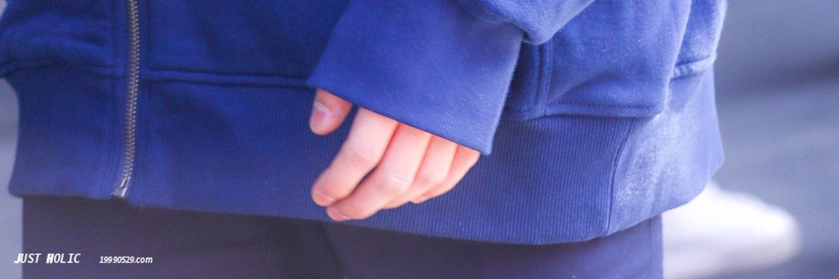 chihunie's profile banner image