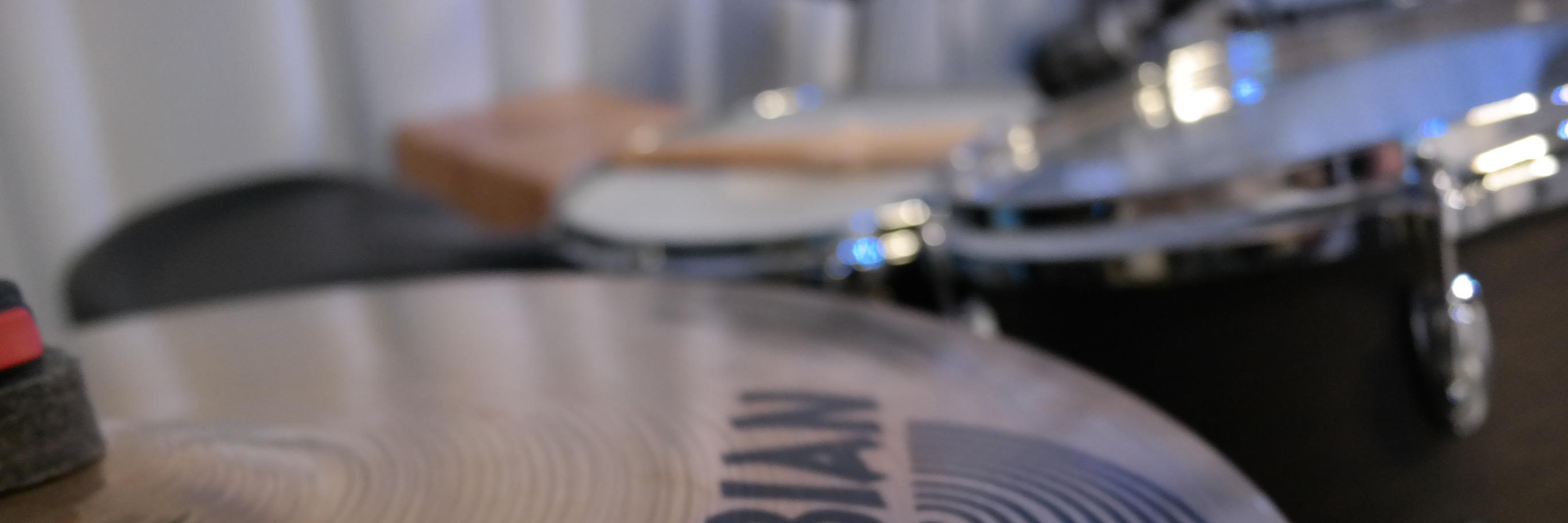 LanderDeJongheDrums banner