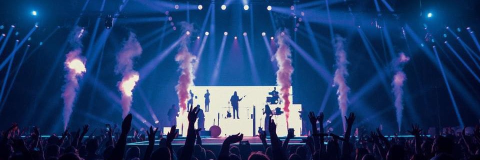 SistersOnWire banner