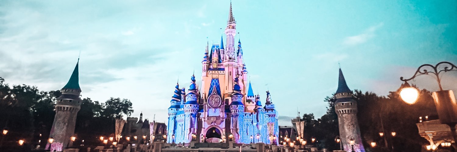 elli_oshay's profile banner image