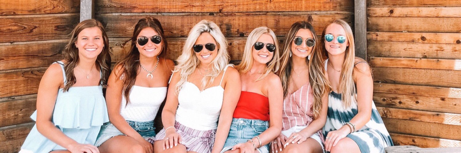 rachelgrout's profile banner image