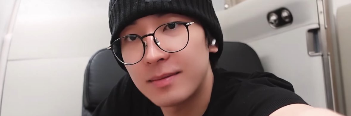 m__world🧚‍♀️ banner