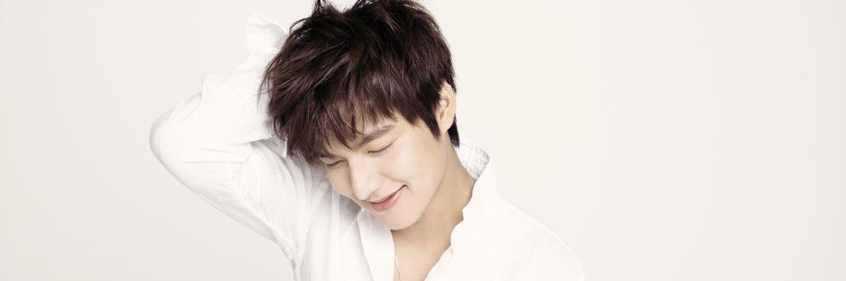 Ratna_Calm's profile banner image