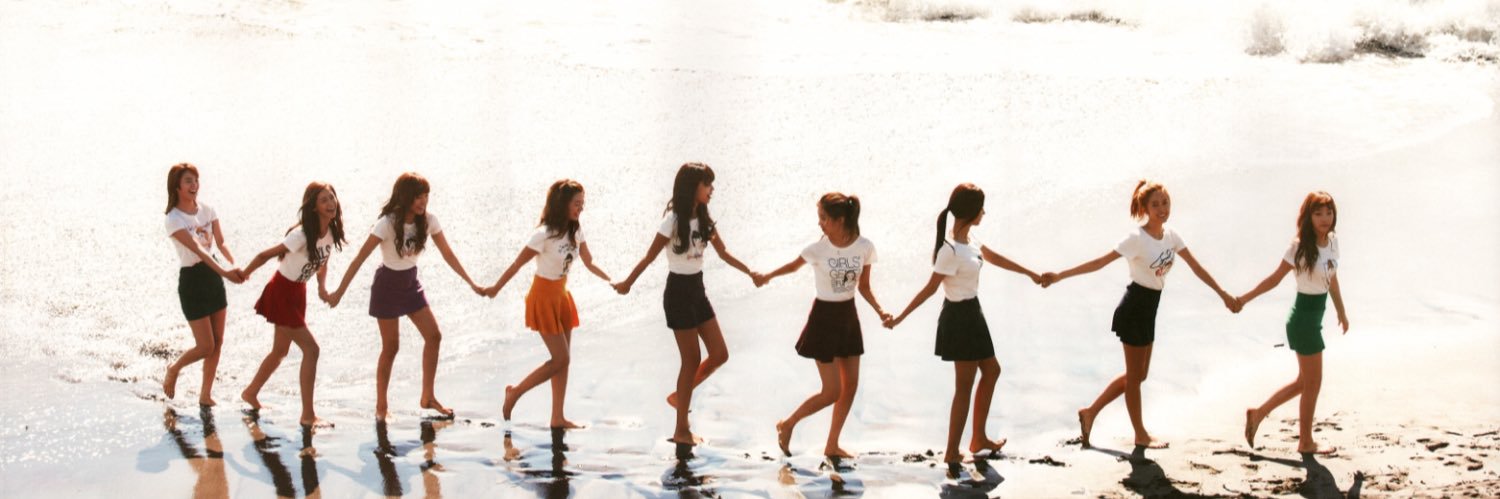 nancy_giang0805's profile banner image