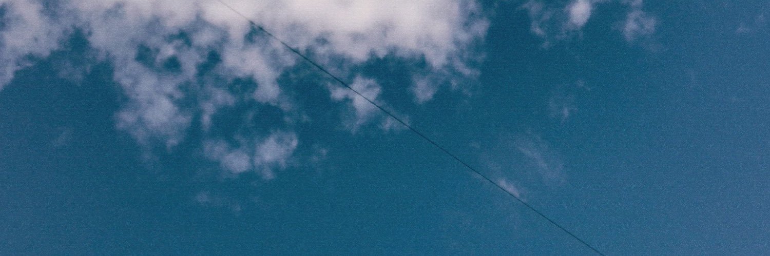 myunpom's profile banner image