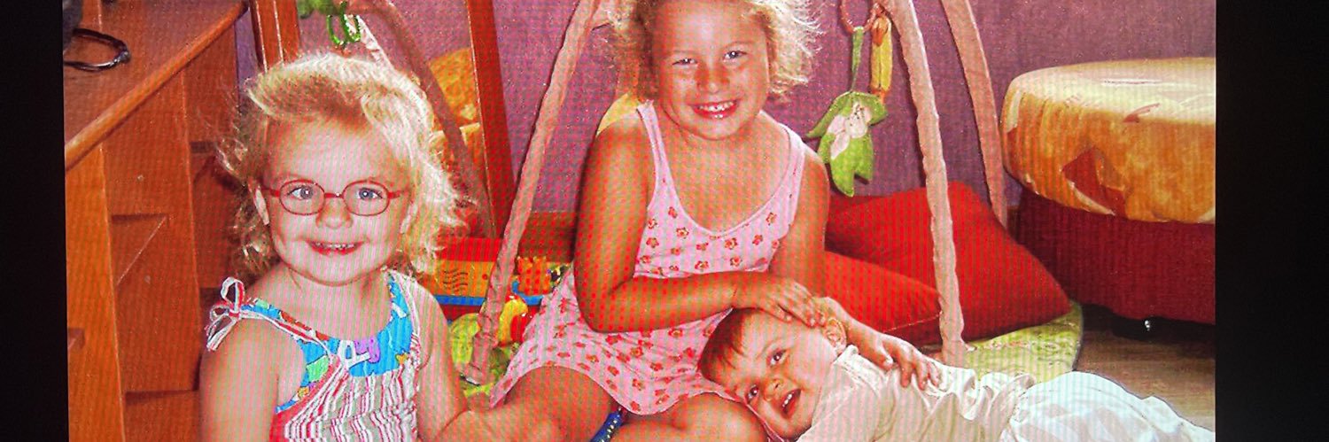 Amandine_Fch's profile banner image
