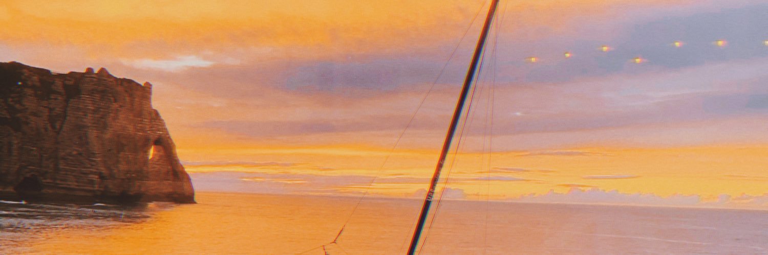 CestNoemie's profile banner image