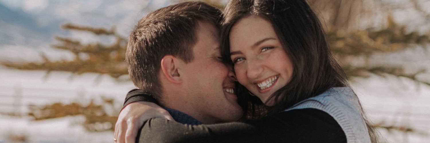 izzysteele's profile banner image