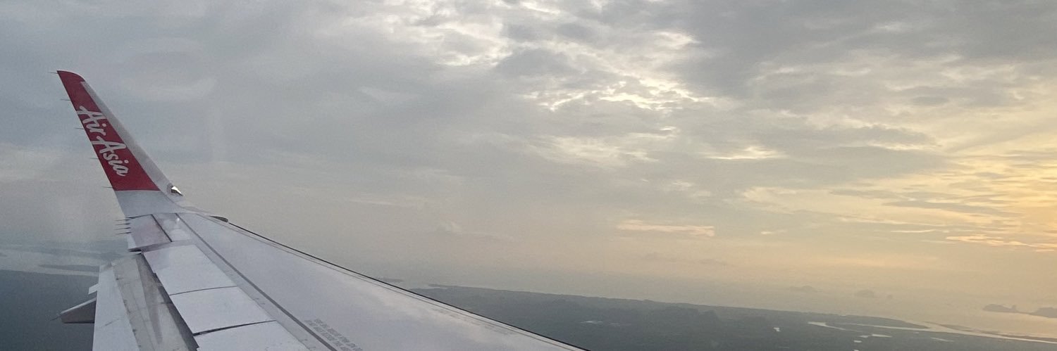 toeiweera's profile banner image