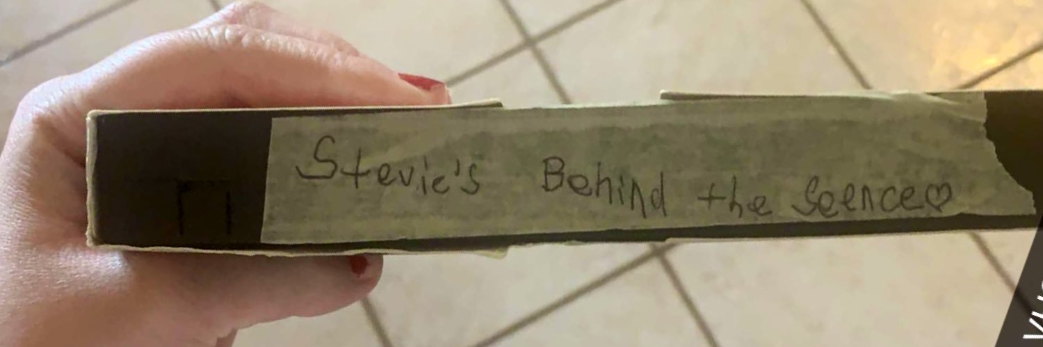stevienipps's profile banner image