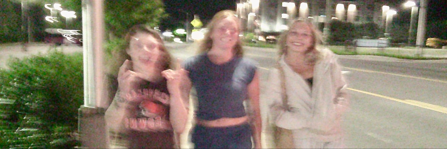 SwiftLivia's profile banner image