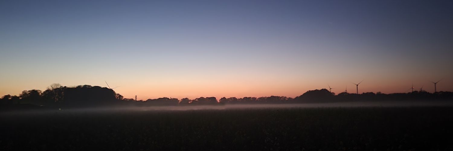 MissMandel97's profile banner image