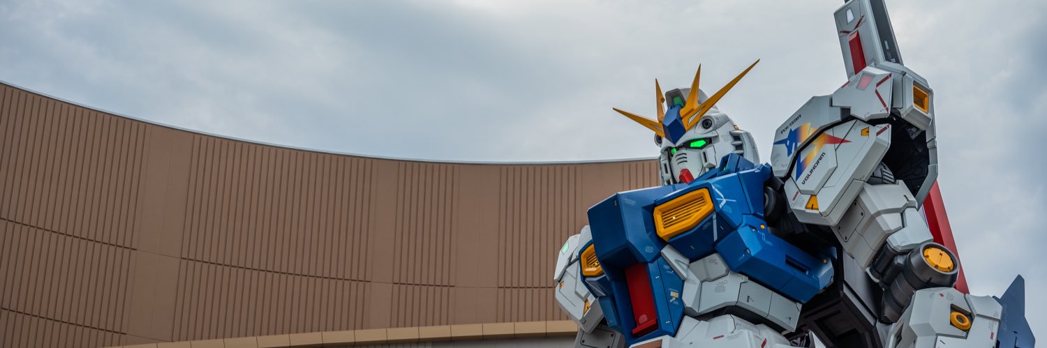 takuthia's profile banner image