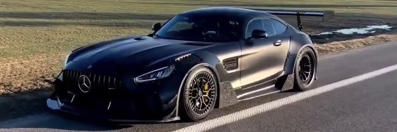 Weylan Walker banner