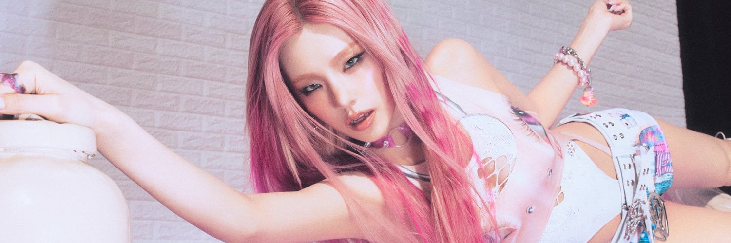 yejizzn's profile banner image
