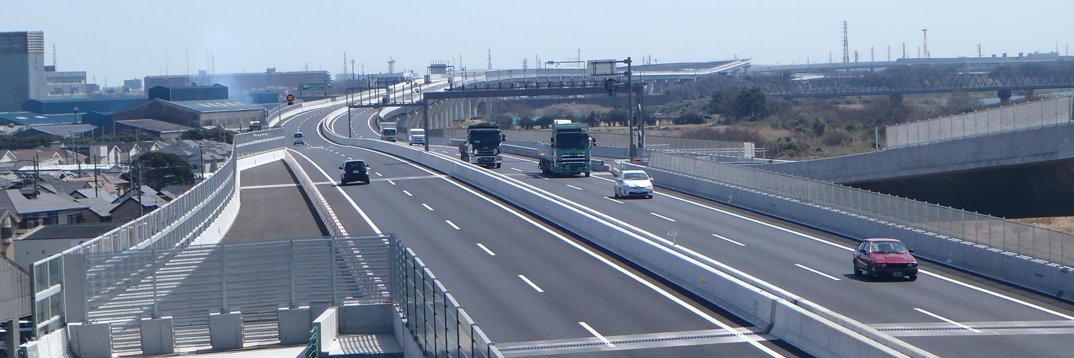国土交通省　関東地方整備局　道路部 banner