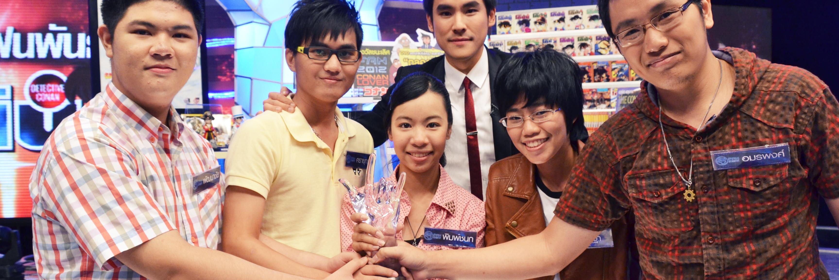 Writenoonz🌈🌻🍀 banner