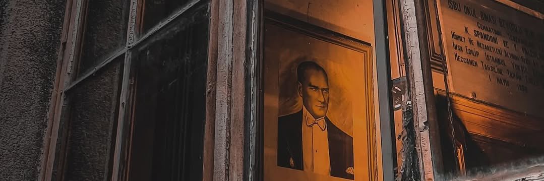 dargut16's profile banner image