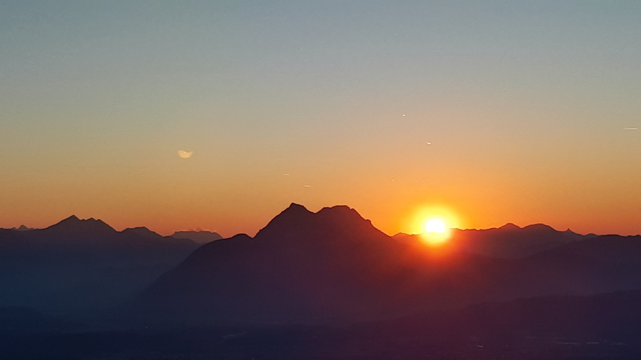 allesnulln's profile banner image