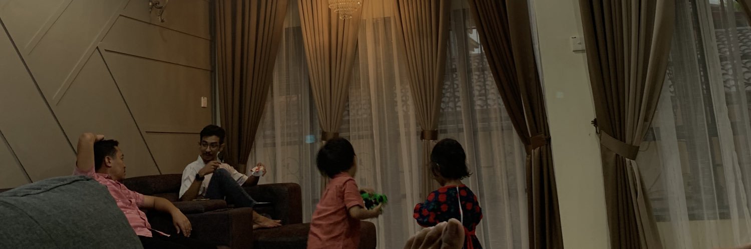 azymmazlan's profile banner image