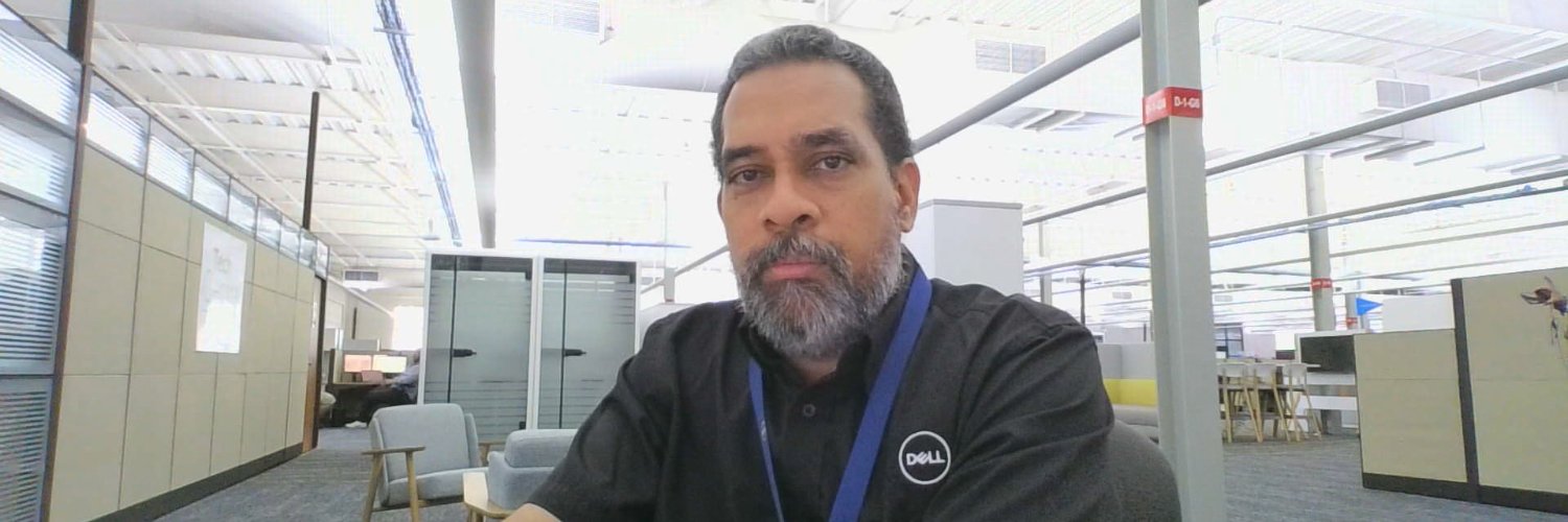 eroscajar's profile banner image